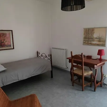 Apartamento Attico Leonardo, A Due Passi Da Centro E Stazione Rávena