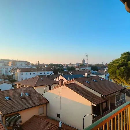 Attico A 2 Passi Dalla Stazione E Centro Storico Apartment
