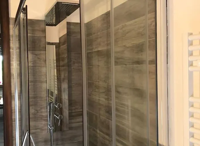 Apartment Attico Leonardo, A Due Passi Da Centro E Stazione